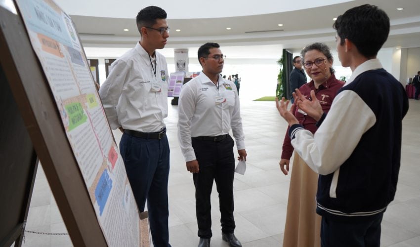 Exposición de Carteles Científicos