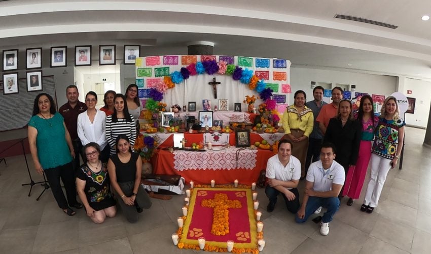Muestra de Altar de Muertos y la lectura de calaveritas literarias en CRETAM