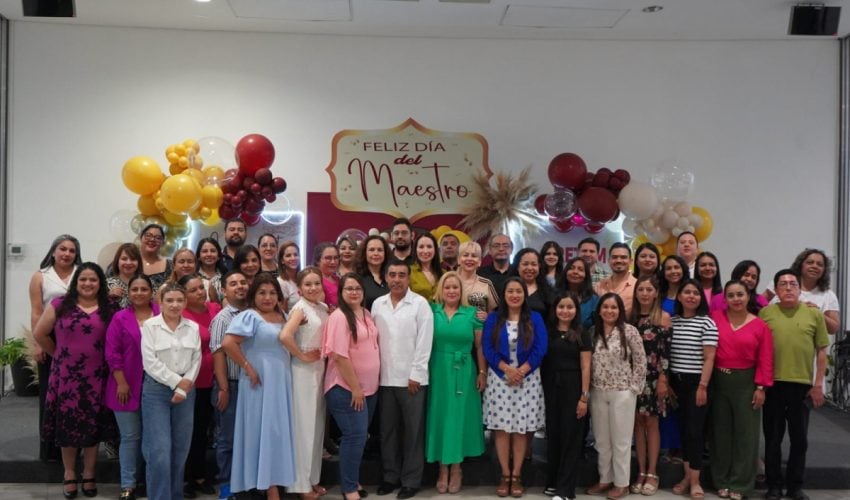 CELEBRA CRETAM A MAESTRAS Y MAESTROS