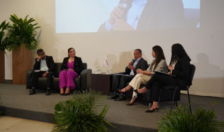 Foro “La función estratégica en la formación docente” reúne especialistas en el Noveno Congreso Internacional en Investigación Educativa